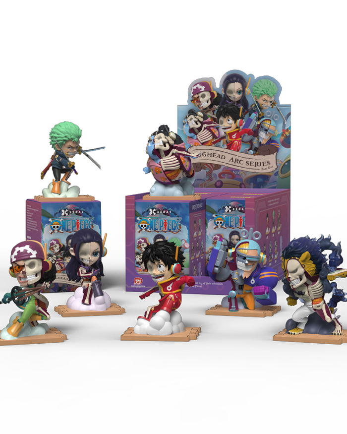 XXRAY: One Piece Egghead Arc Series 1 set featuring One Piece characters in futuristic outfits with packaging boxes.